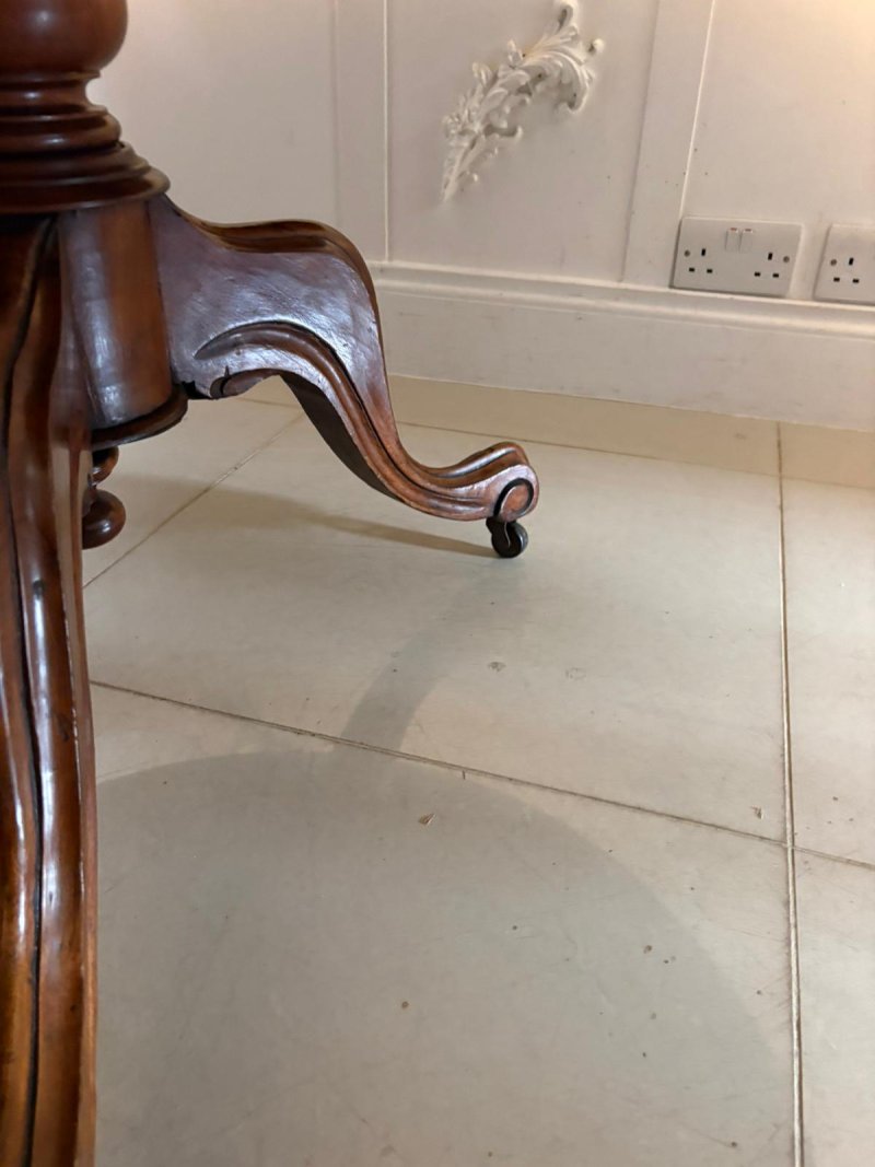 Antique English Victorian Segmented Figured Mahogany Circular Centre Dining Table - Image 4